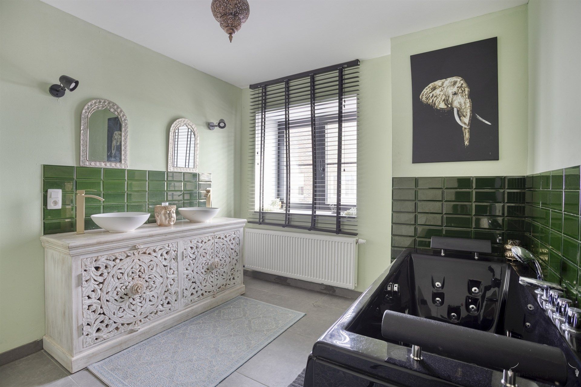 Gerenoveerde energiezuinige woning in het landelijke Budingen foto 16
