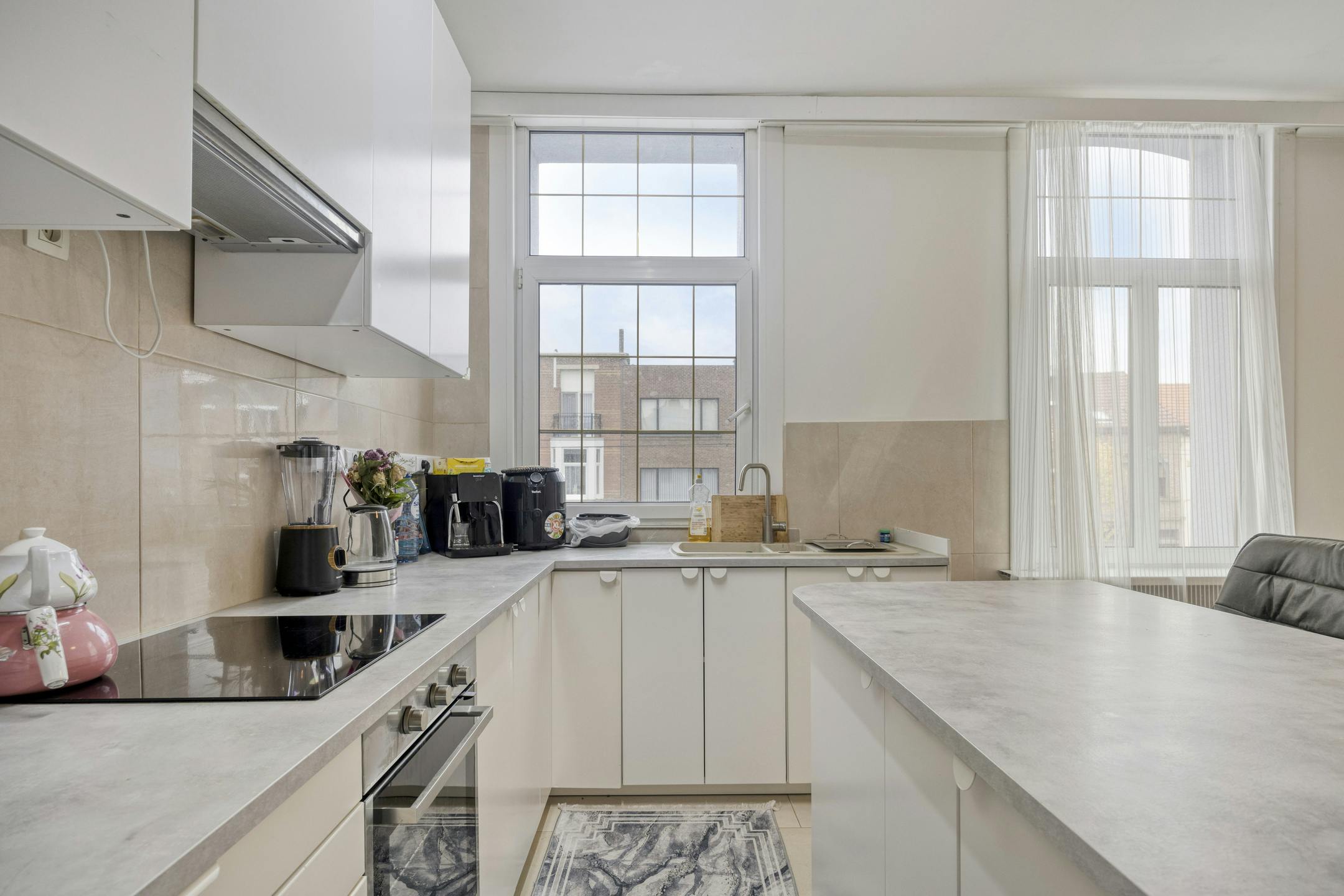 Opbrengsteigendom te koop in Hoboken foto 13