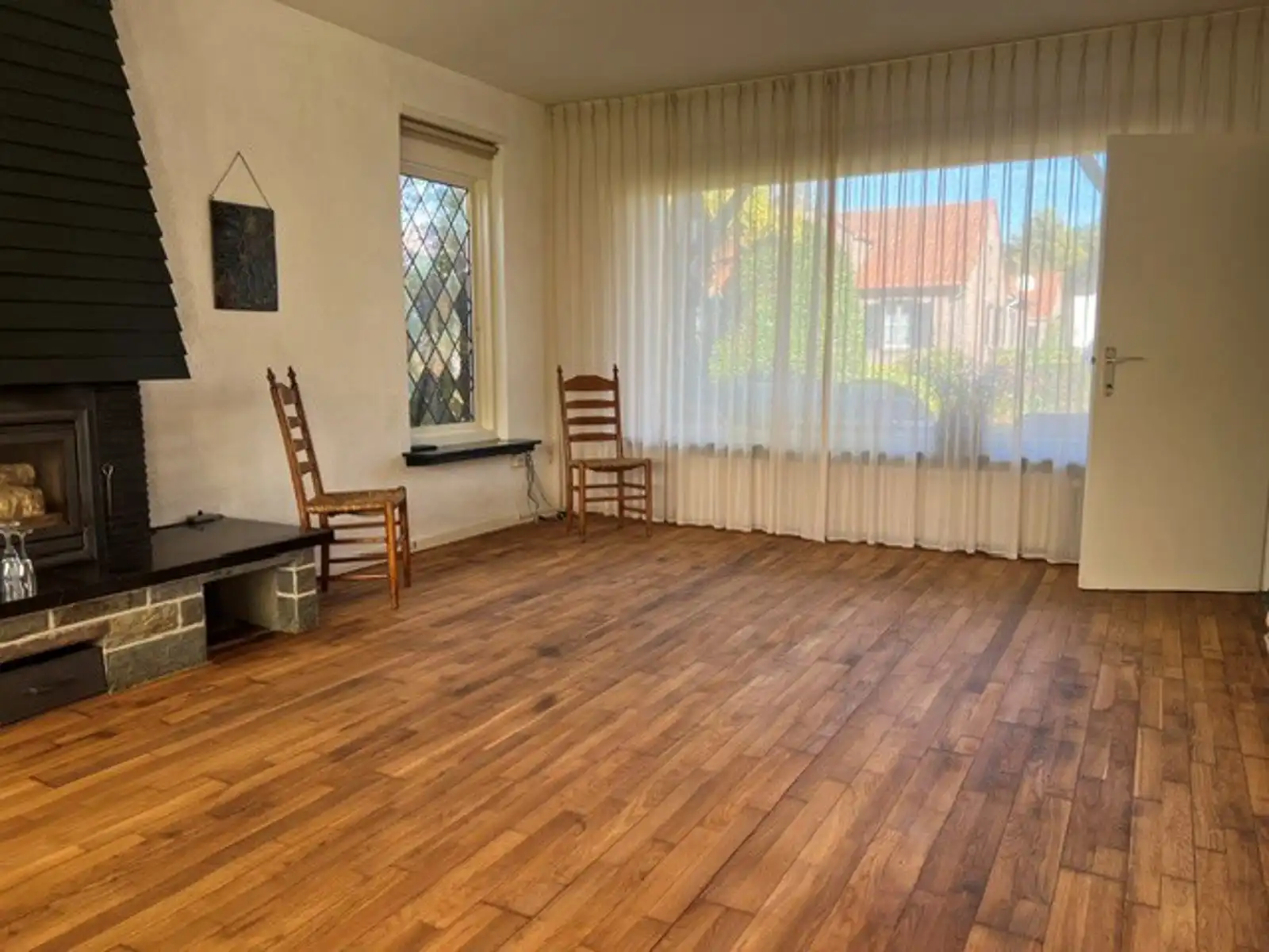 CHARMANTE WONING IN EEN GROENE OASE foto 8