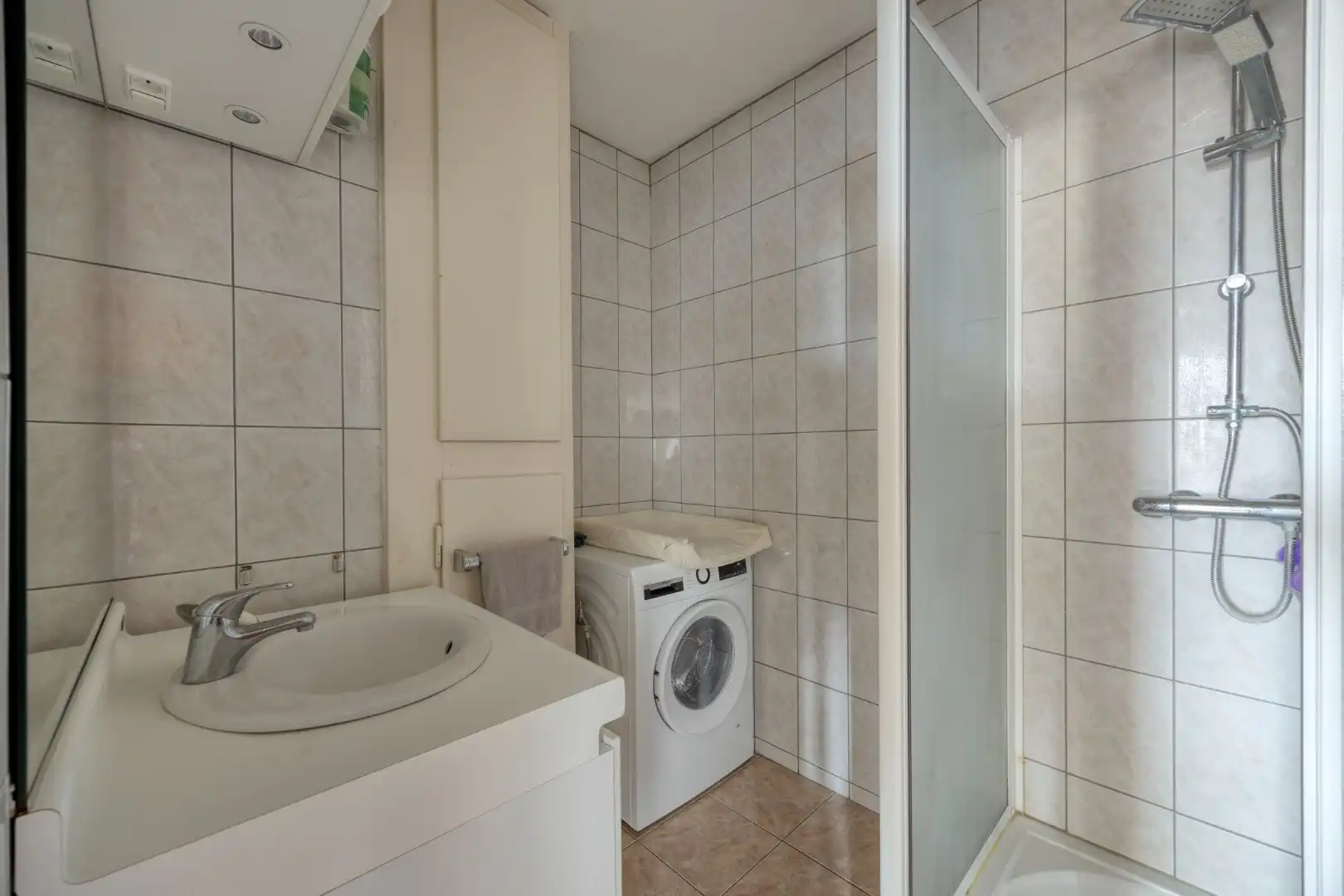 Wonen in een gezellig appartement met open zicht over de stad + garage mogelijk foto 12