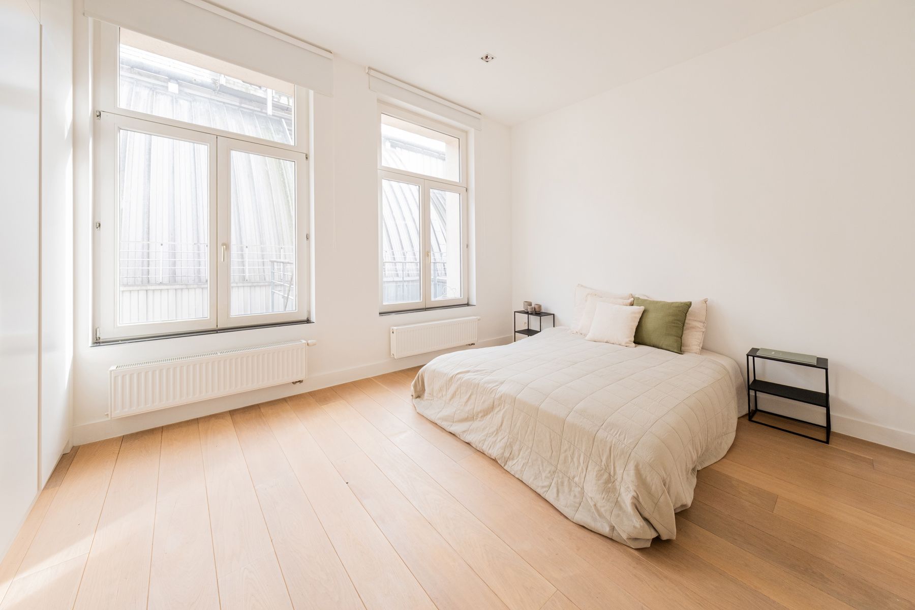 Prachtig historisch 3slpk/2bk appartement op de Meir foto 7
