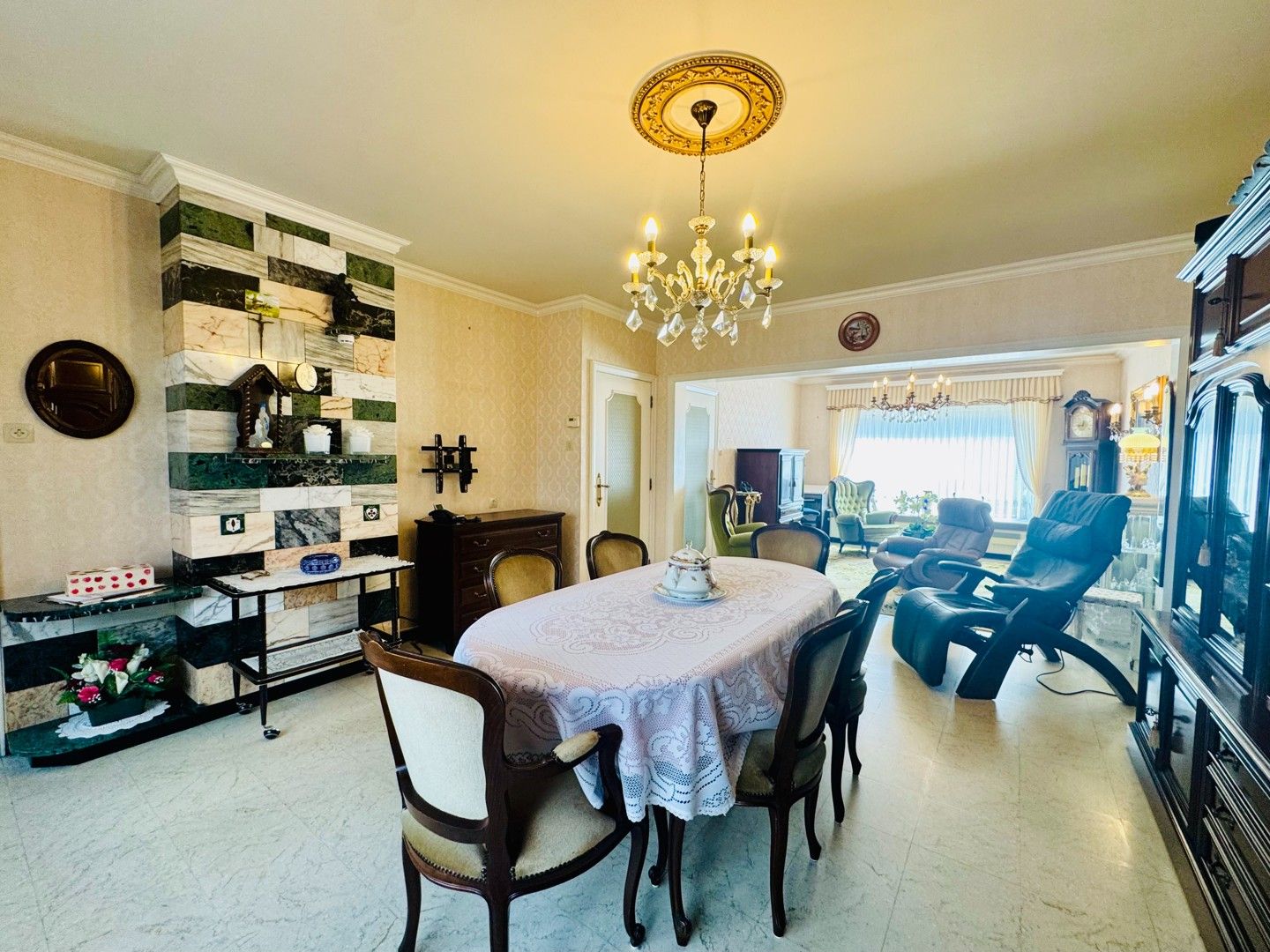 Ruime woning met 4 slpk's op rustige ligging! foto 8
