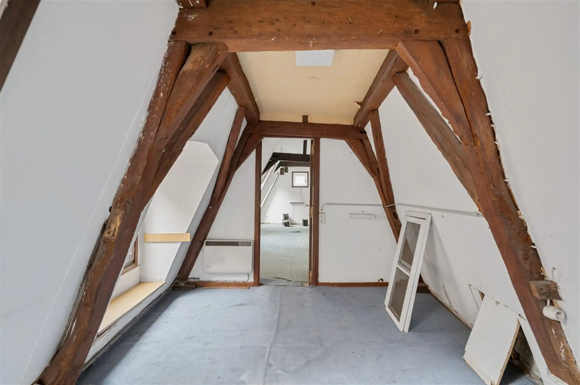 Uniek gebouw kort nabij de Grote markt foto 15