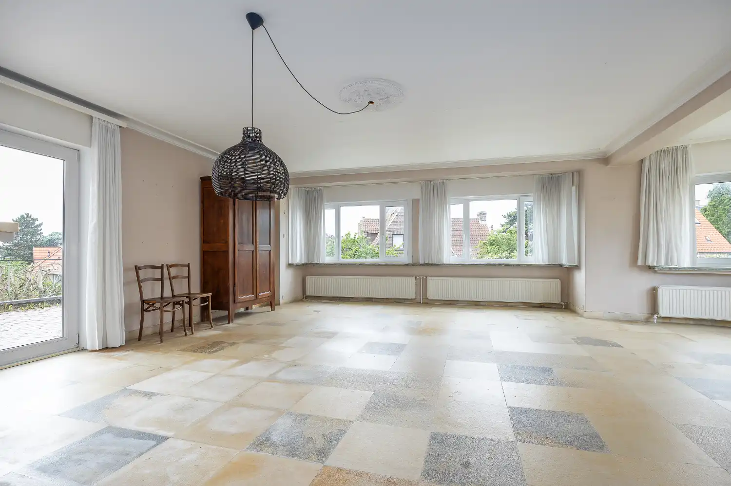 Iconische Villa "Rose de France" met uitzonderlijk renovatiepotentieel in centrum Koksijde foto 5