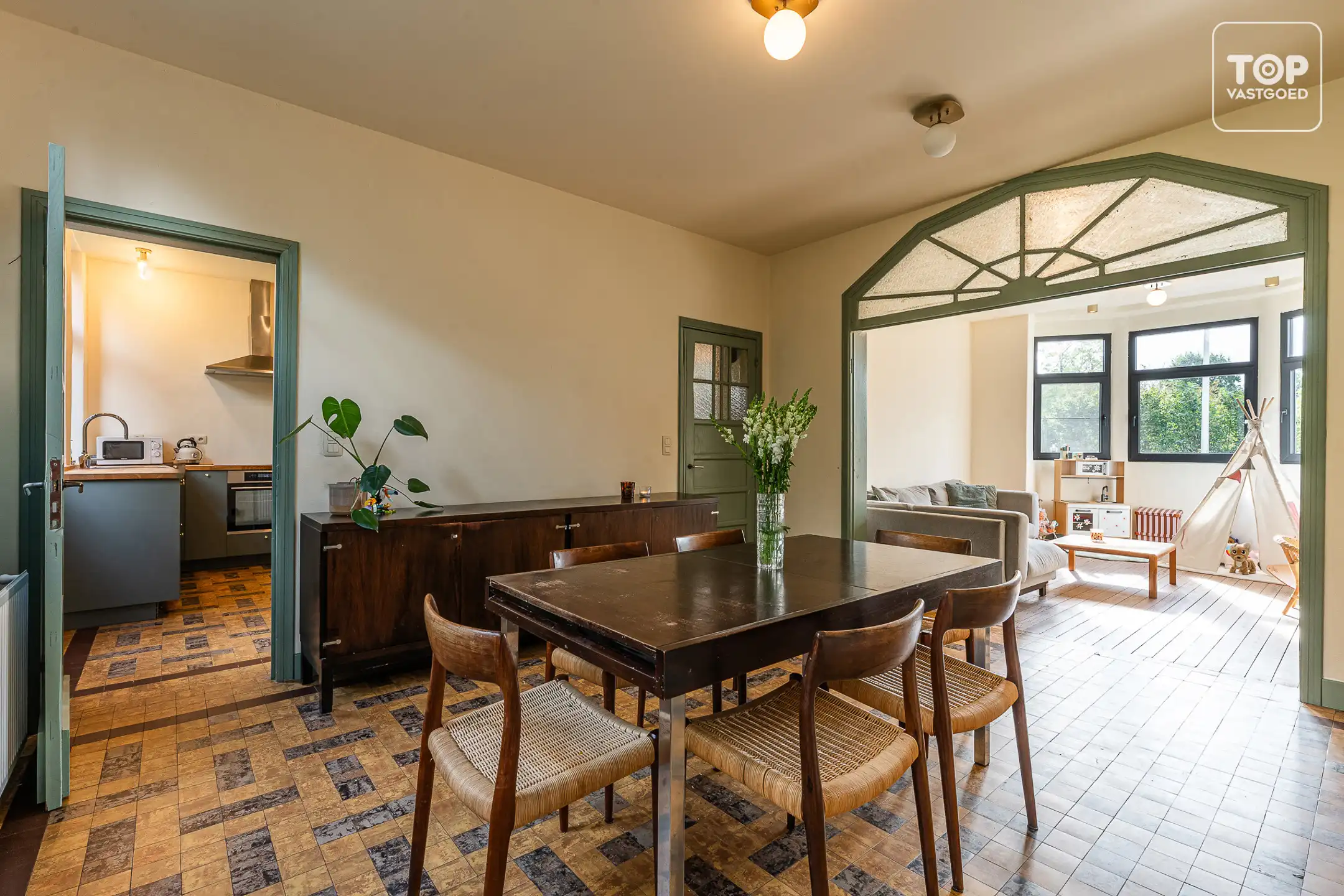 Uniek gerenoveerde woning waar authenticiteit en natuur samenkomen foto 6