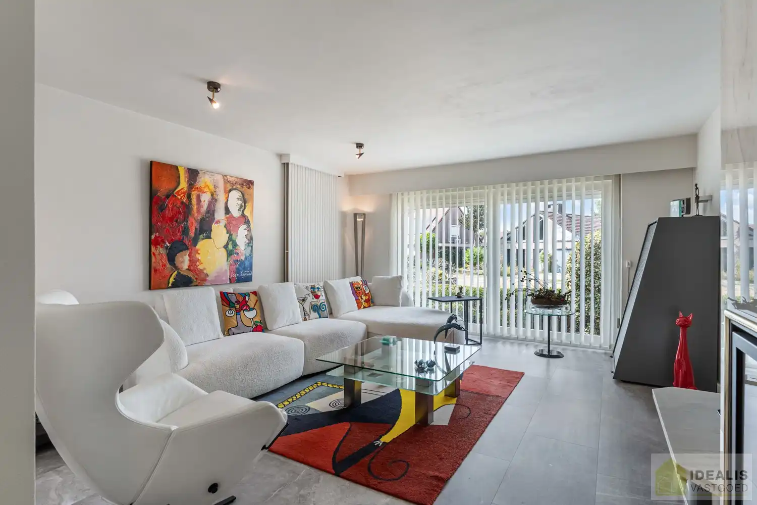 //INVESTERING – NIET VOOR EIGEN GEBRUIK// UITERST GOED ONDERHOUDEN GEZINSWONING OP EEN PRACHTIG, GROEN EN RUSTIG PERCEEL VAN MAAR LIEFST 11A &nbsp;MET LICHTRIJKE WOONKAMER, 3 KNAPPE SLAAPKAMERS, BADKAMER, AFGEWERKTE ZOLDERVERDIEPING EN ONDERGRONDSE GARAGE foto 8