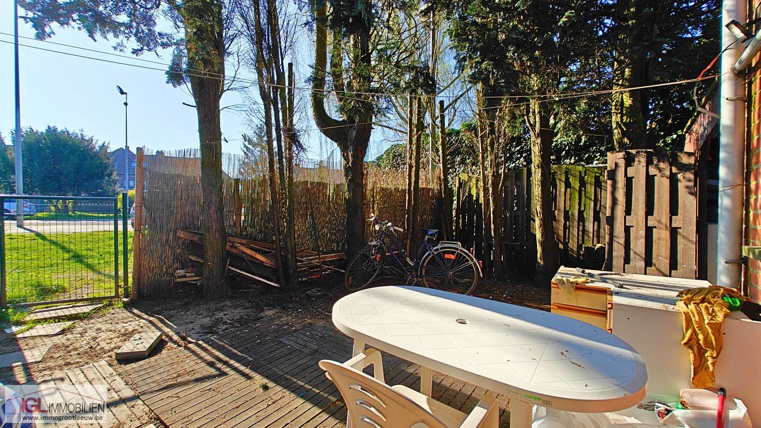 Gezinswoning met garage op toplocatie in Halle foto 14