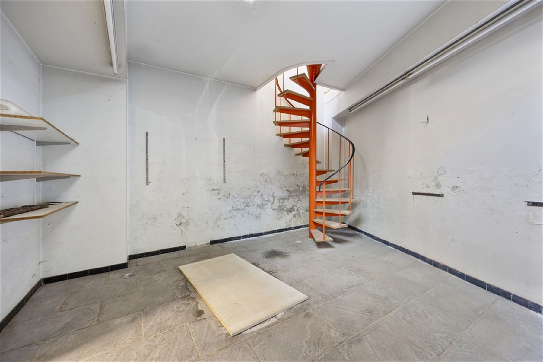 Karaktervolle herenwoning met 3 slaapkamers én enorme garage foto 20