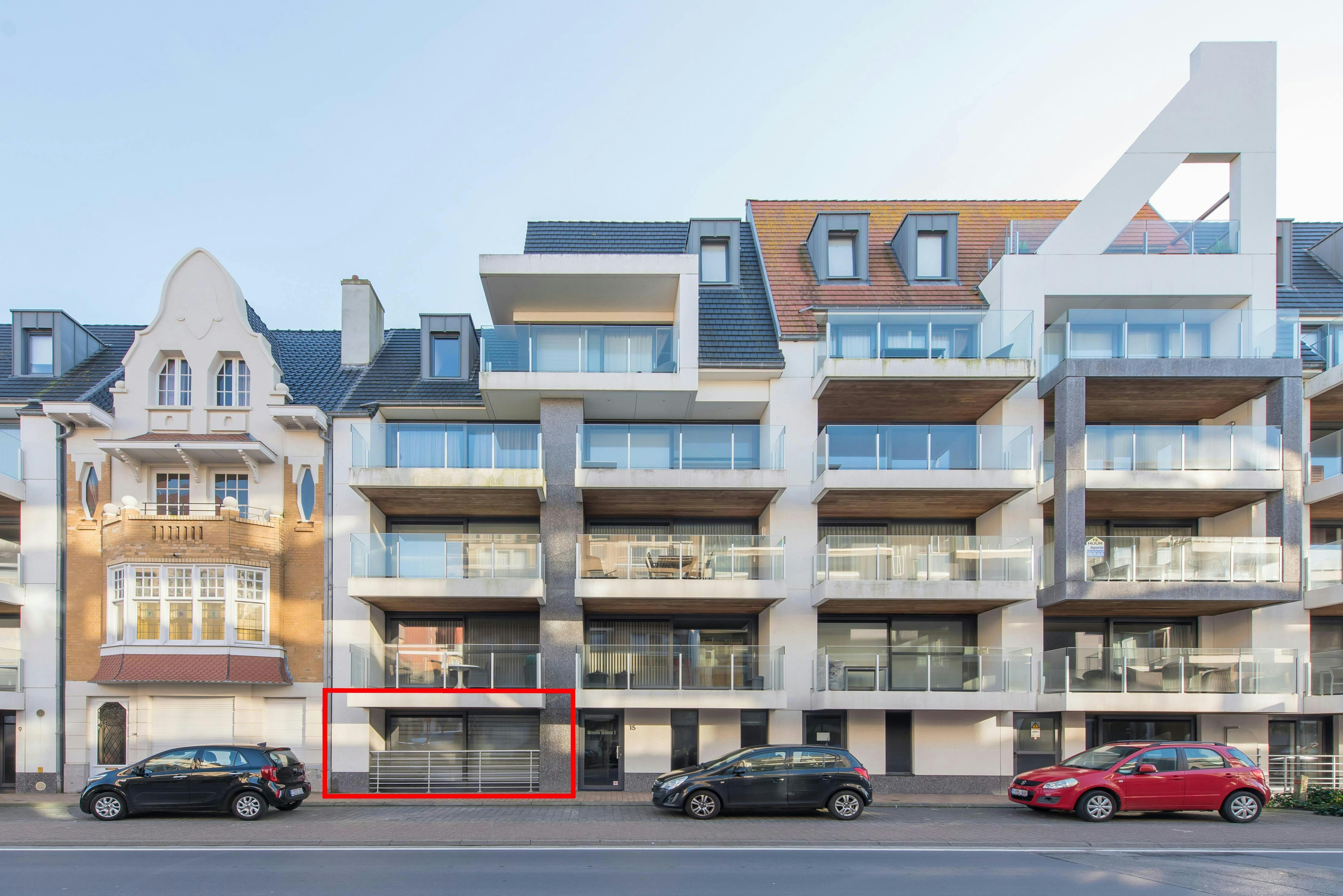 Recent gelijkvloers appartement met 2 slaapkamers en terras! foto 2