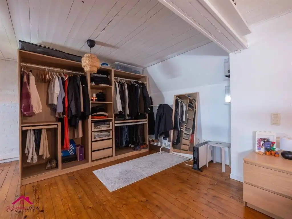 Op te frissen woning in gesloten bebouwing foto 25