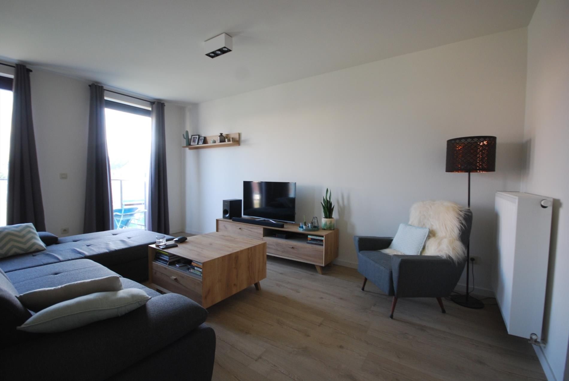 NIEUWBOUW APPARTEMENT MET TWEE SLAAPKAMERS EN TERRAS foto 3