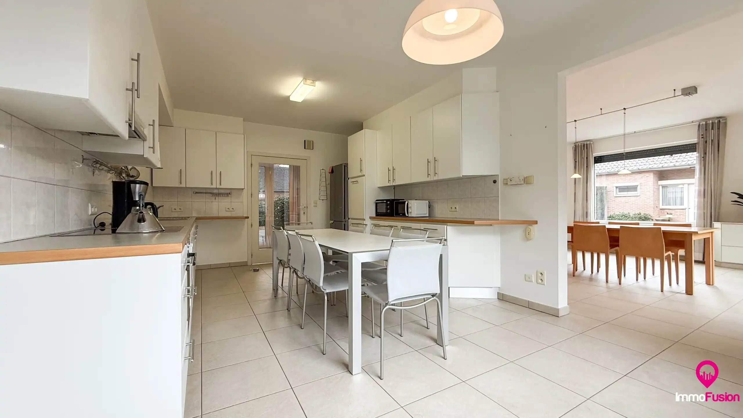 Gezinswoning met ruime garage op riant perceel te Beringen! foto 14