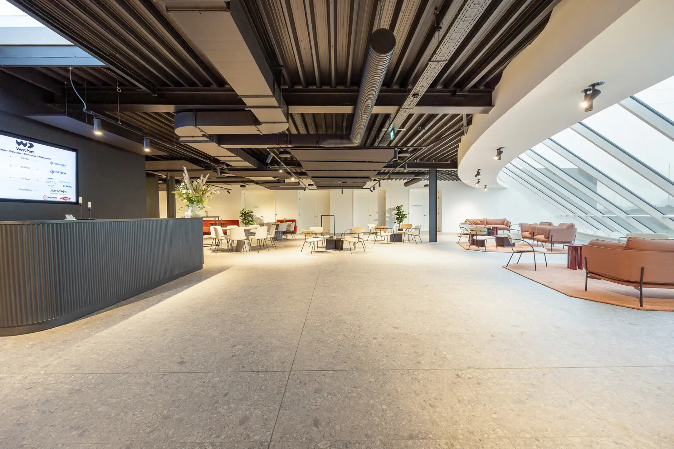 Moderne kantoorruimte in West Port Campus (475 m²) foto 8