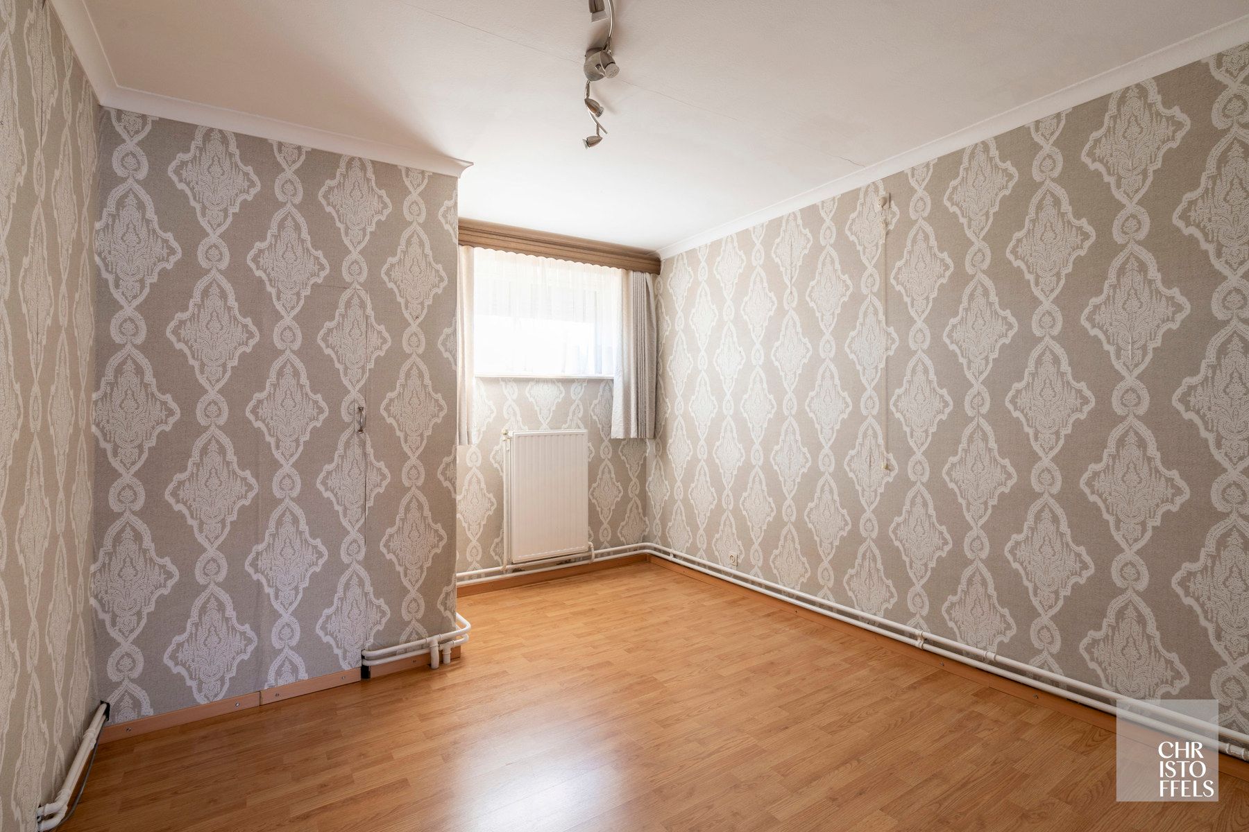Te renoveren woning (152m²) in een rustige woonomgeving te Lanaken! foto 13