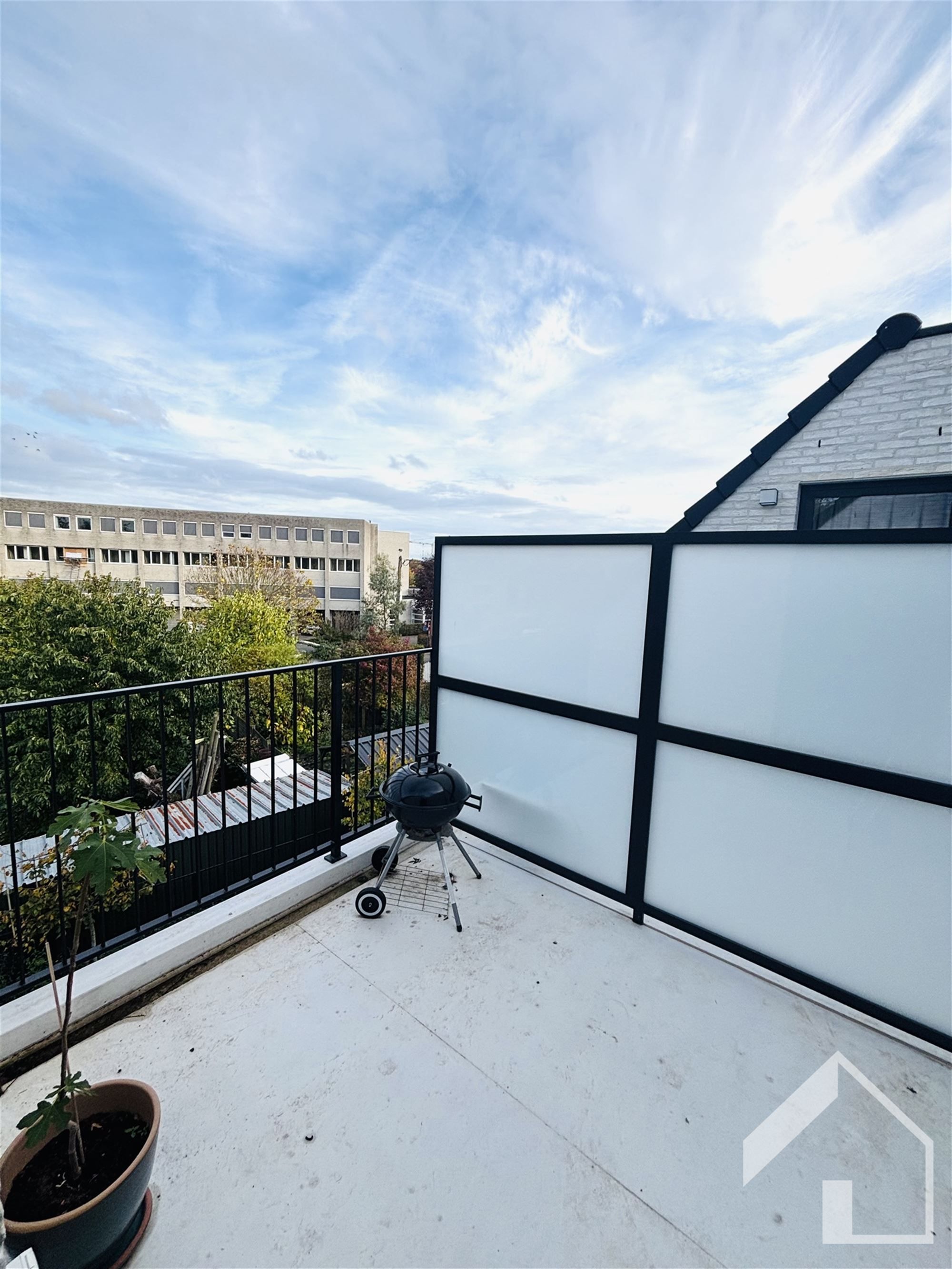 Recent duplex-appartement met 2 terrassen foto 14