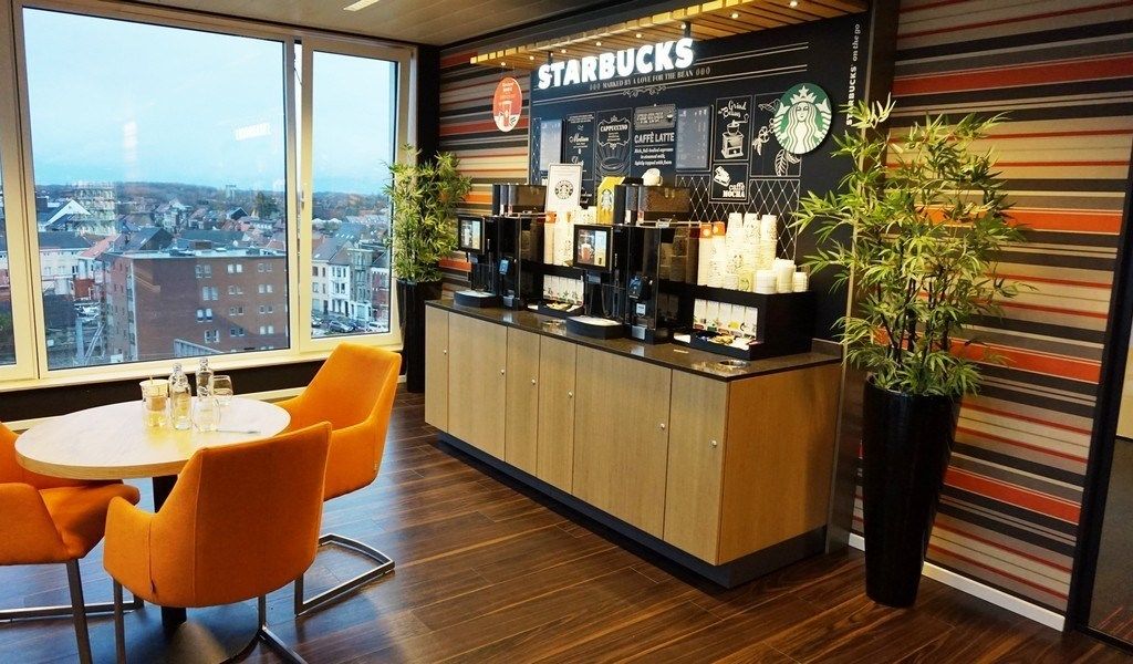 Gemeubeld kantoor in businesscenter Talentarena aan Dampoort station foto 8