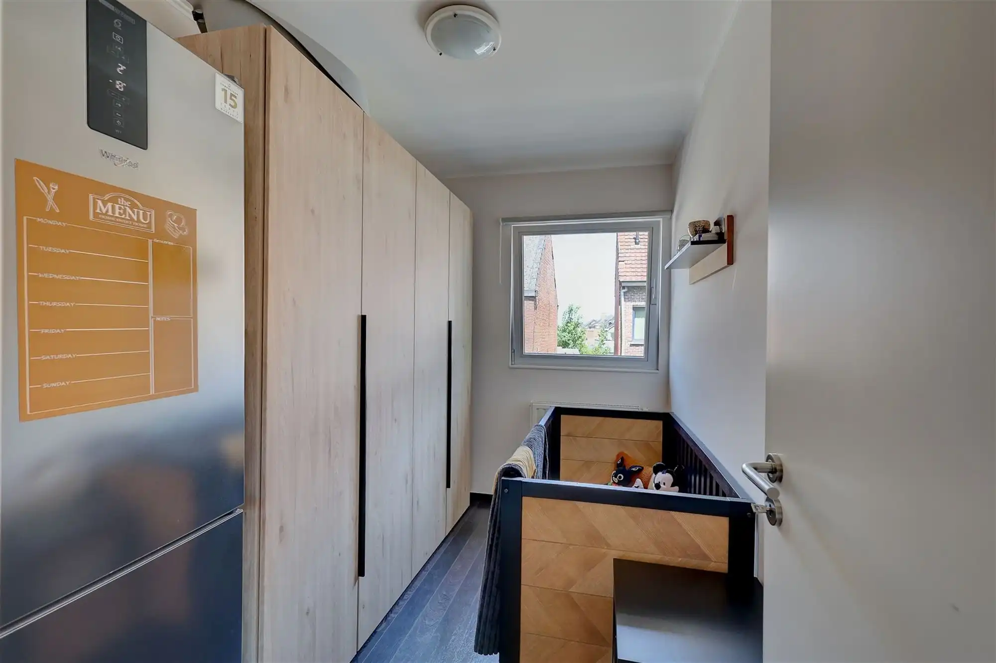 Lichtrijk appartement met twee slaapkamers foto 12