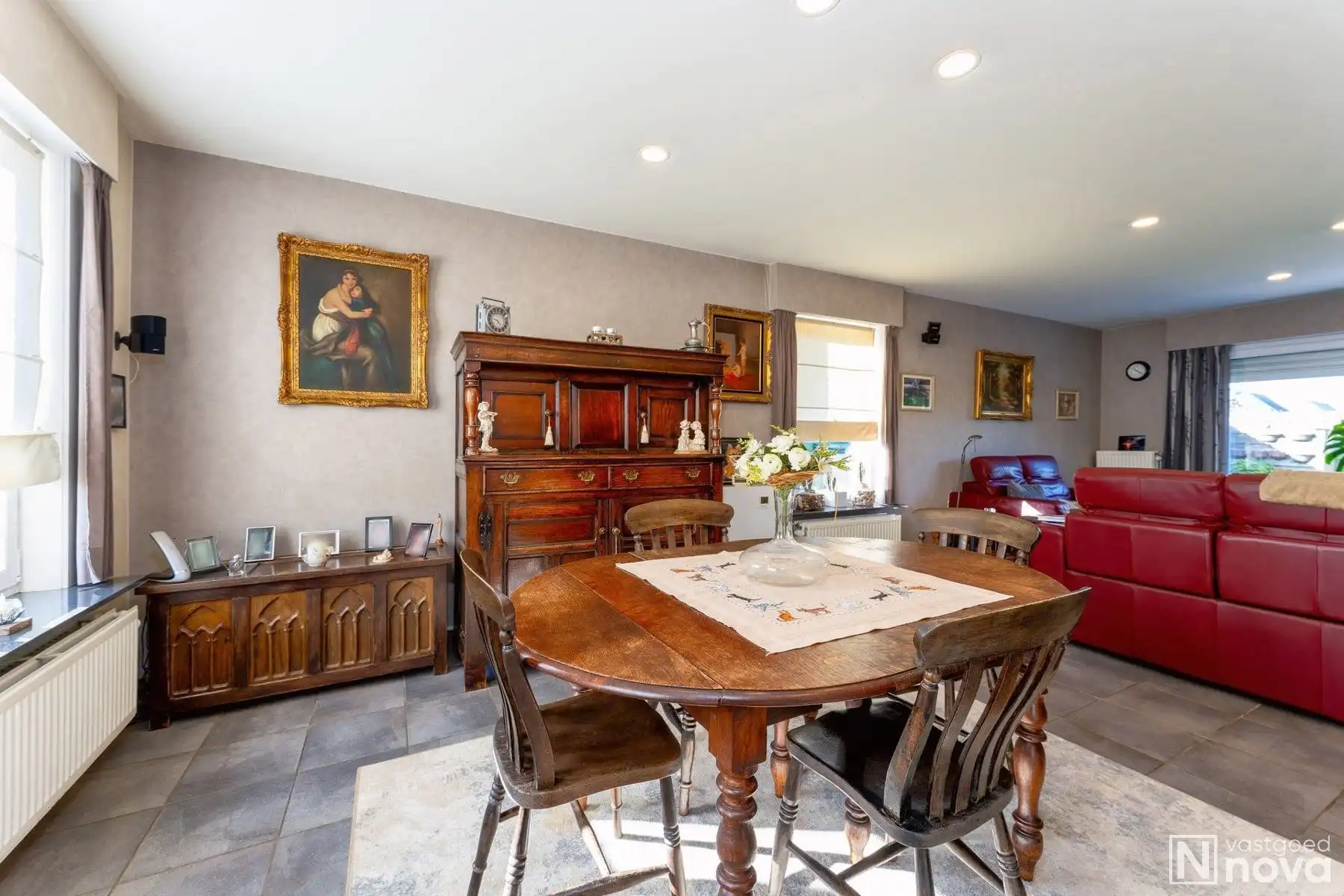 Instapklare energiezuinige half-open woning met zonnige tuin foto 3