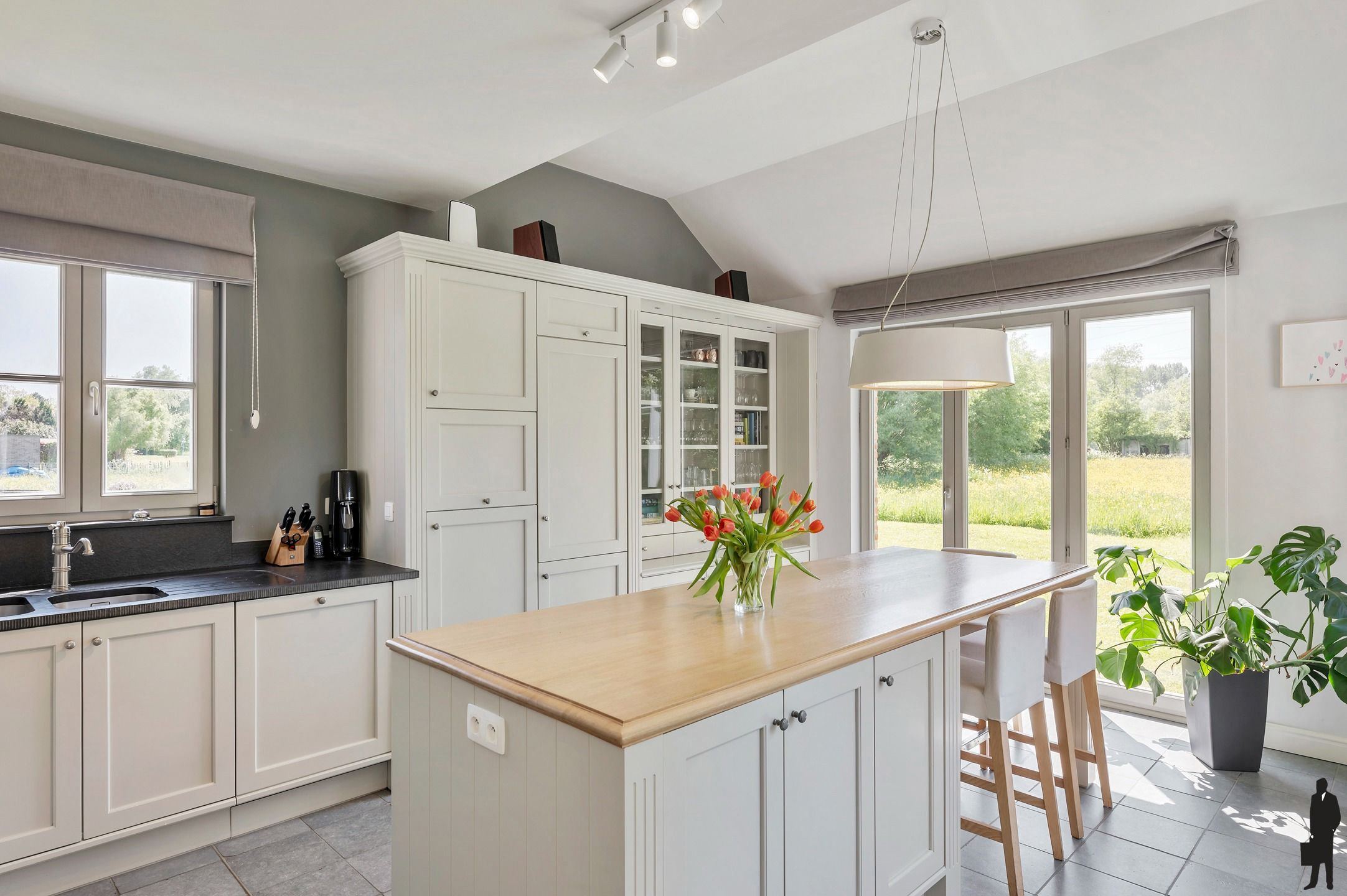 Luxueuze villa met uitgestrekte tuin in Zemst foto 7