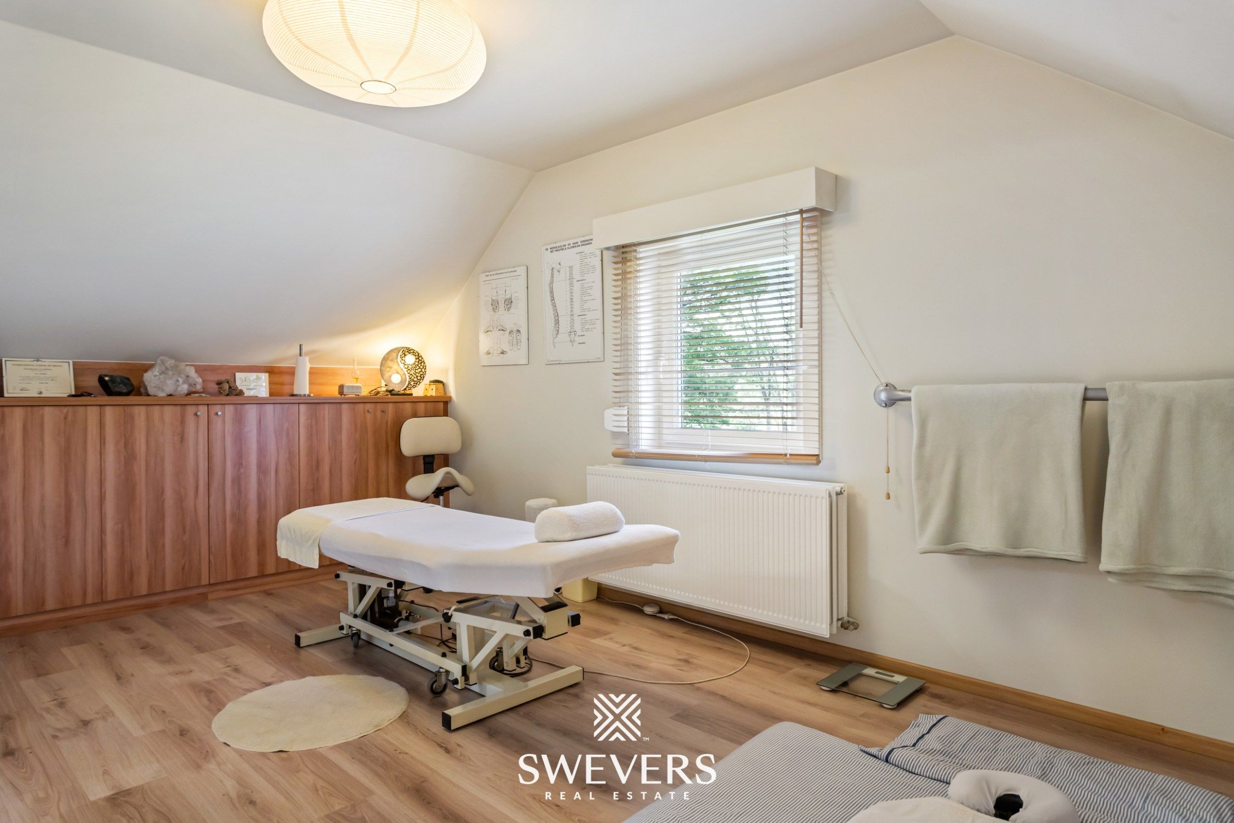 Ruime instapklare gezinswoning met 4 slaapkamers in rustige straat vlakbij Hasselt foto 20