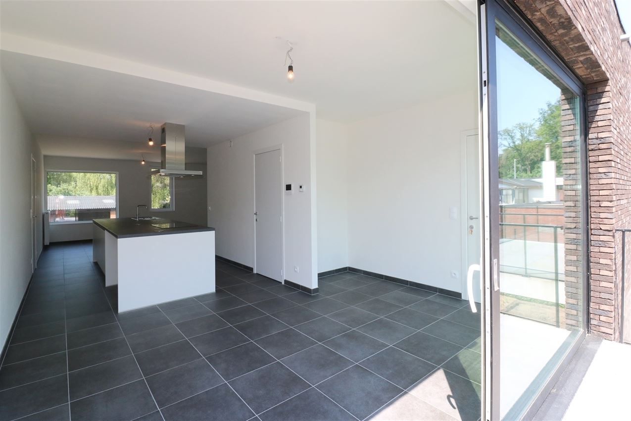 108m², zuidterras foto 5