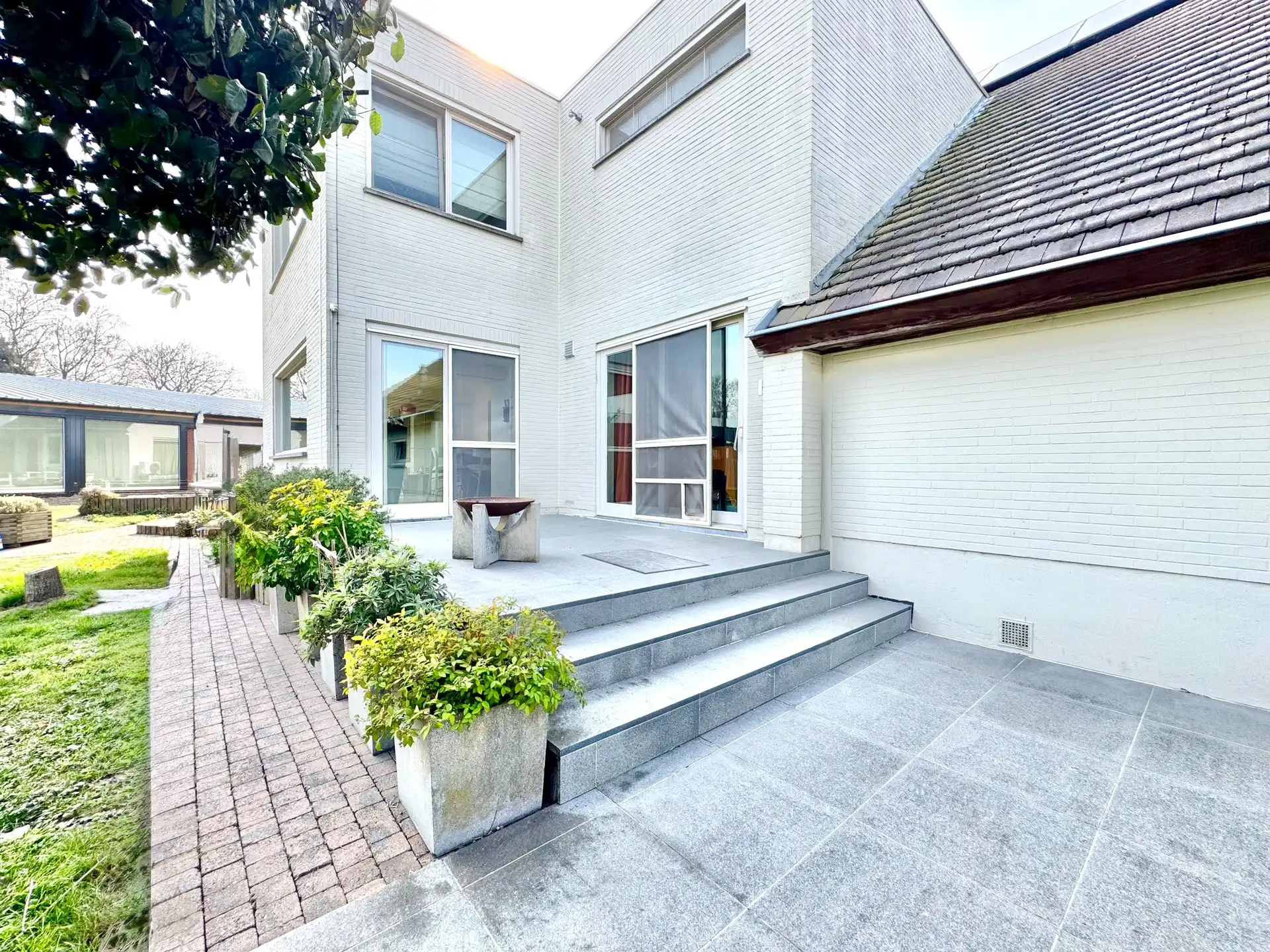 RUIME TIJDLOZE VILLA | 2.800 M² foto 47