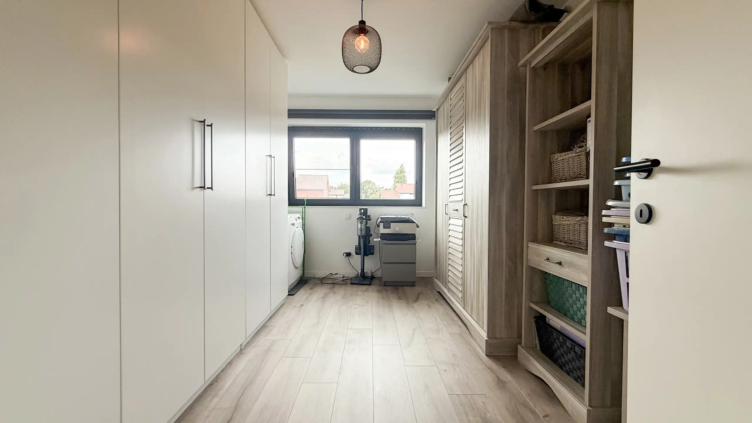 Moderne halfopen woning met 3 slpks en tuin! foto 23