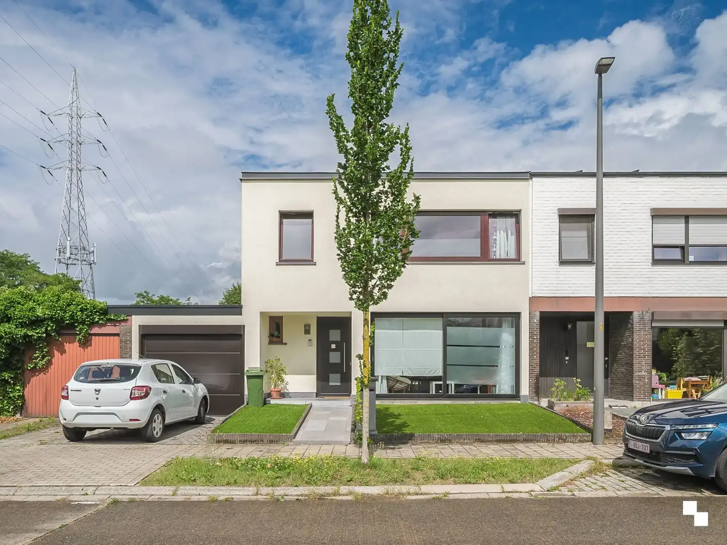 Charmante woning met zonnige tuin te Merelbeke Flora foto {{pictureIndex}}