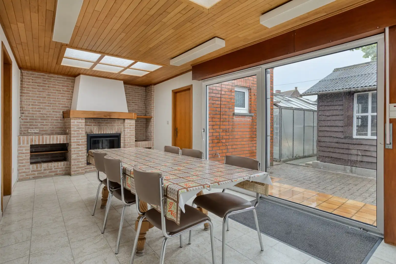 Rustig gelegen renovatiewoning, met 4 slaapkamers en een bewoonbare oppervlakte van 164 m² foto 8