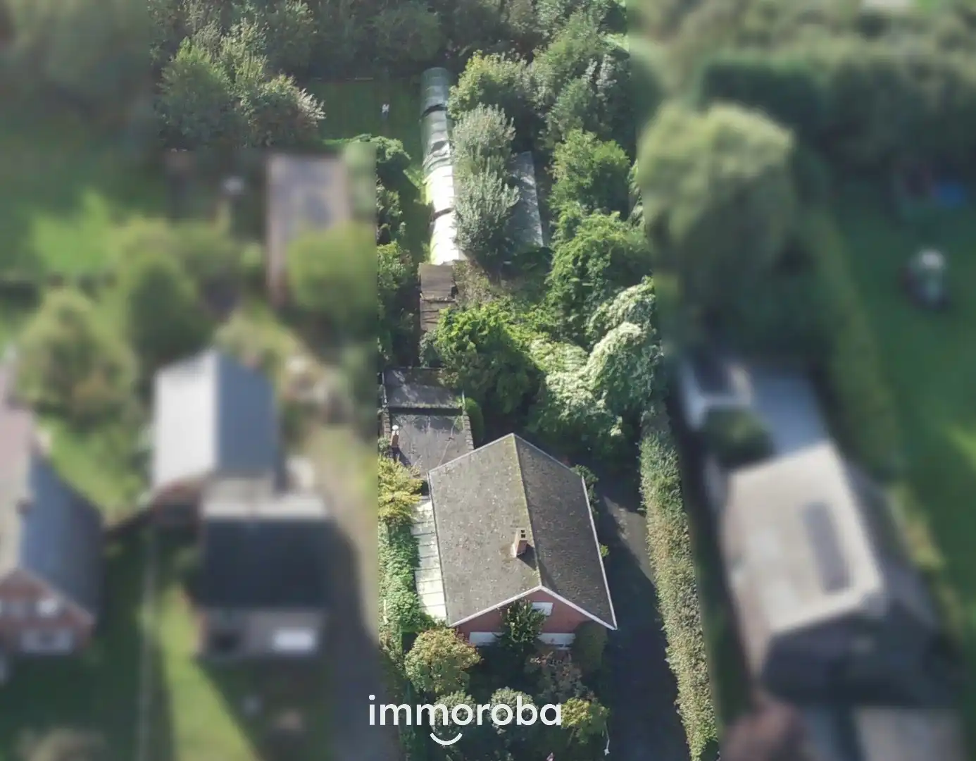 Te renoveren, ruime woning op 1720 m² met 5 slaapkamers te Olsene! foto 2
