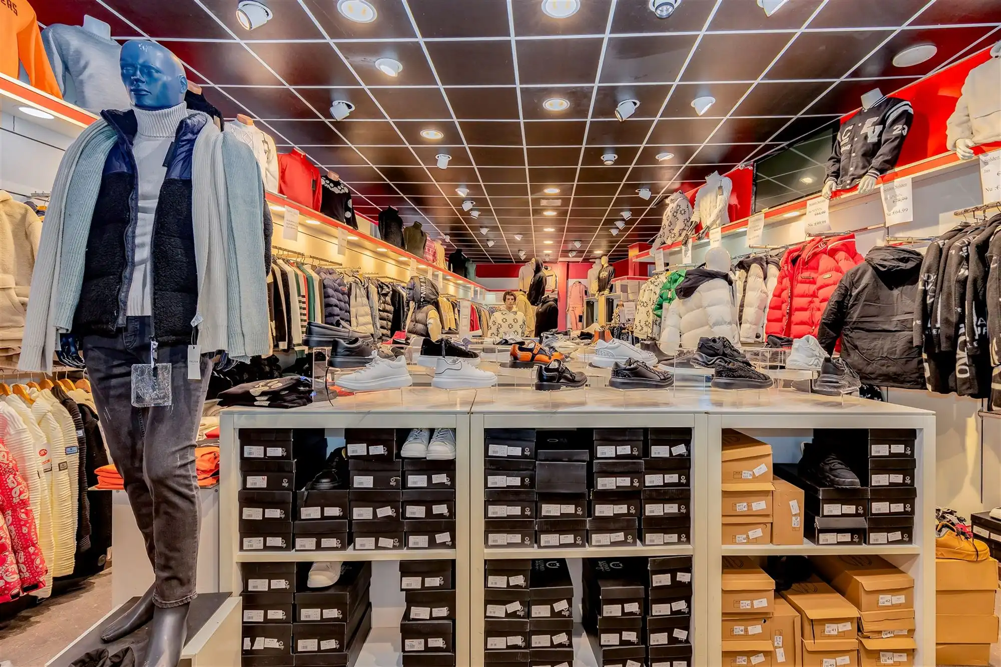 Hoekpand bestaande uit handelsglvl + 6 appartementen foto 6