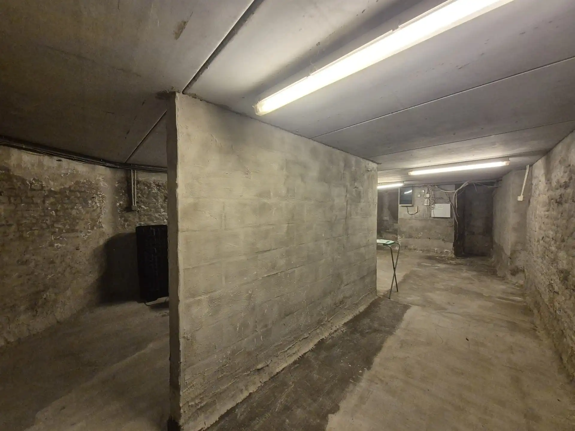 Handelspand te huur op topligging in Wetteren. foto 17