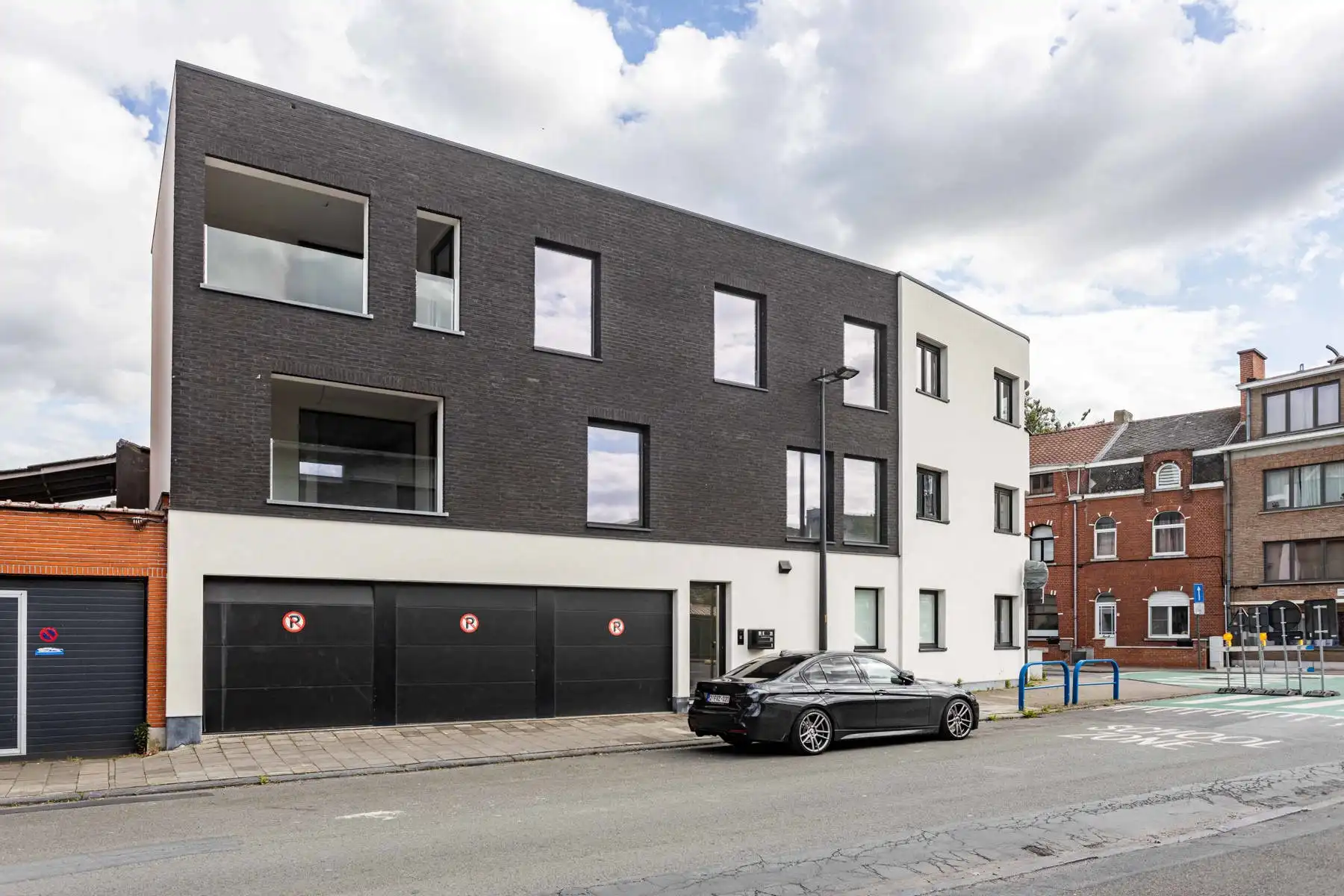 Erg ruim appartement met groot terras! foto 2