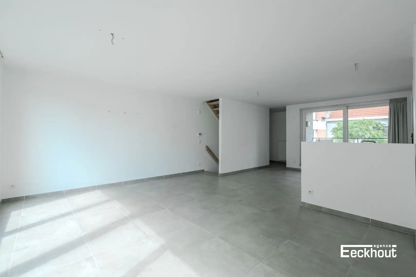 Modern en recent (bouwjaar 2018) triplex-appartement met groot terras! foto 6