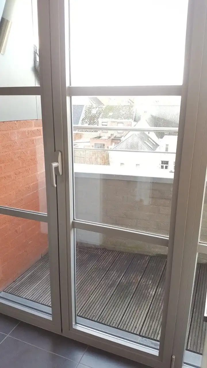 Instapklaar appartement met prachtig zicht op het water in centrum Geraardsbergen foto 15