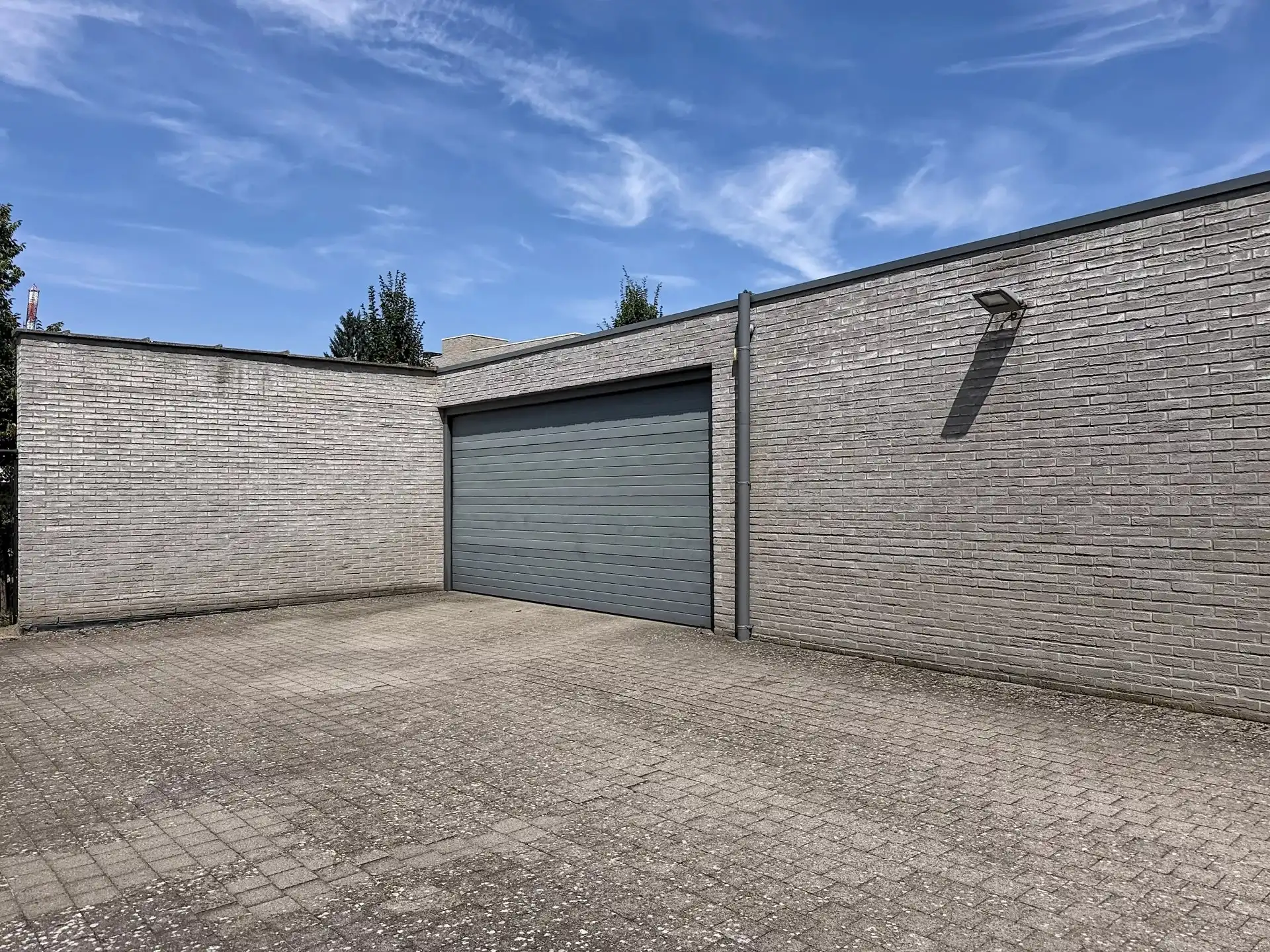 Luxe triplex met dubbele garage, 5 slaapkamers en 2 badkamers  in hartje Mol centrum foto 46