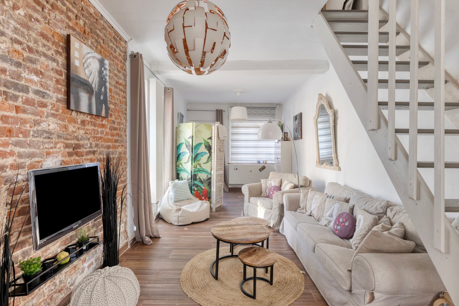 Gerenoveerde 3-gevelwoning centraal gelegen te Asse foto 5