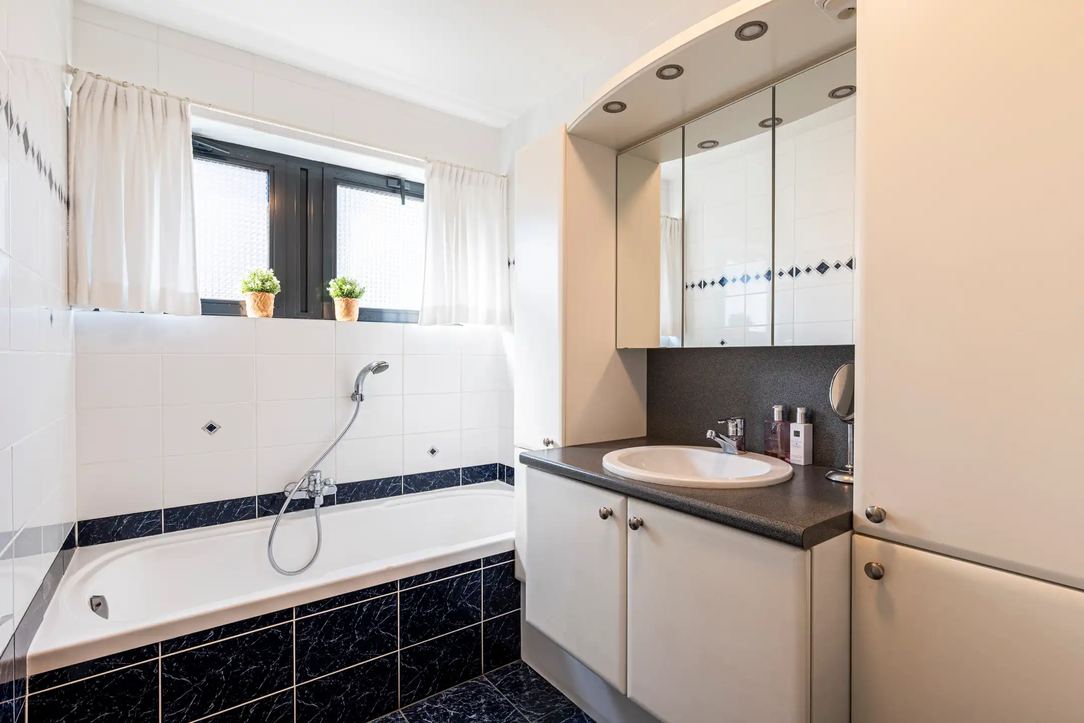 Goed onderhouden vrijstaande woning op 600 m² grond. foto 12