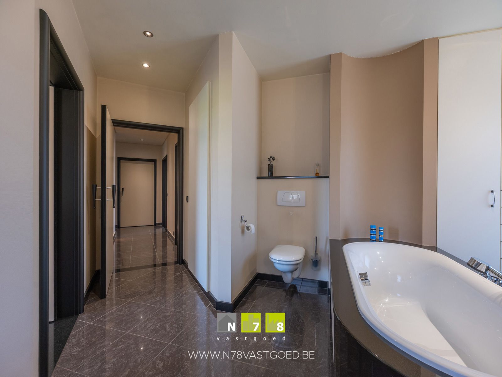 Villa te koop foto 18