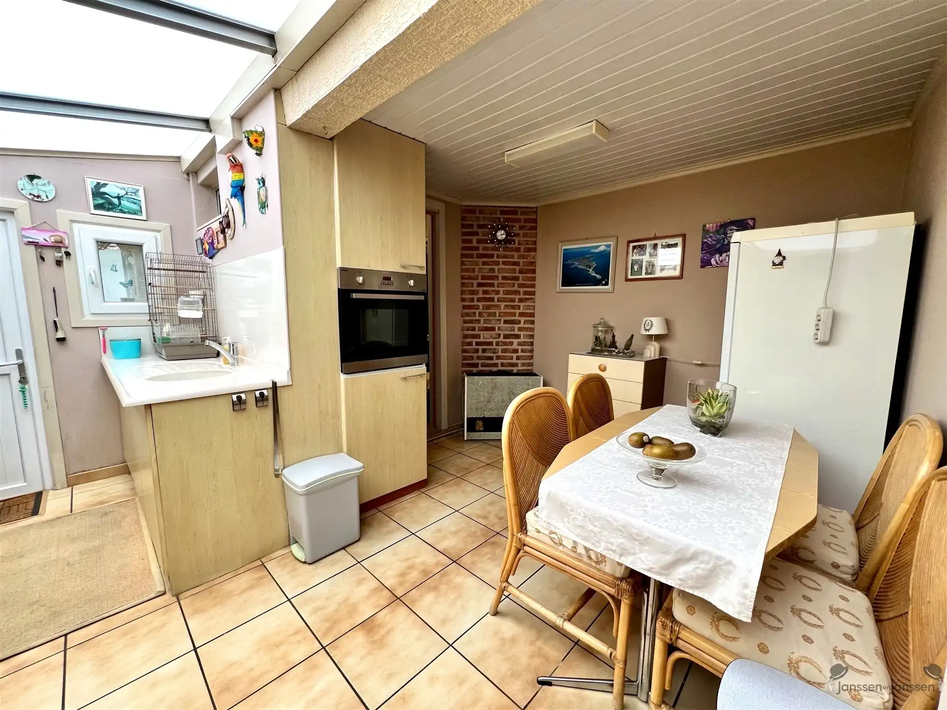 Te renoveren woning met tuin foto 6