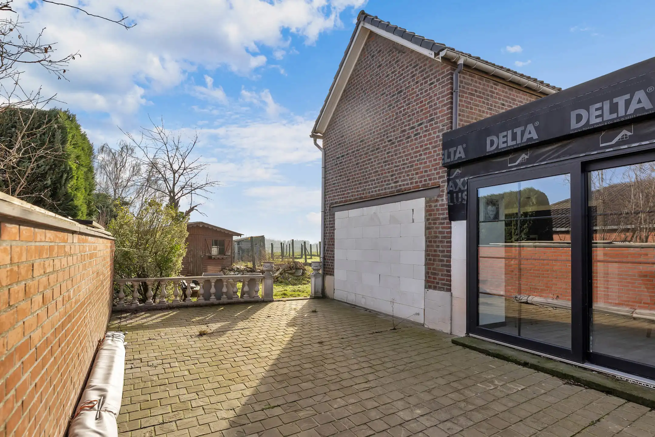 Charmante halfopen woning met zonnepanelen in Deftinge foto 21