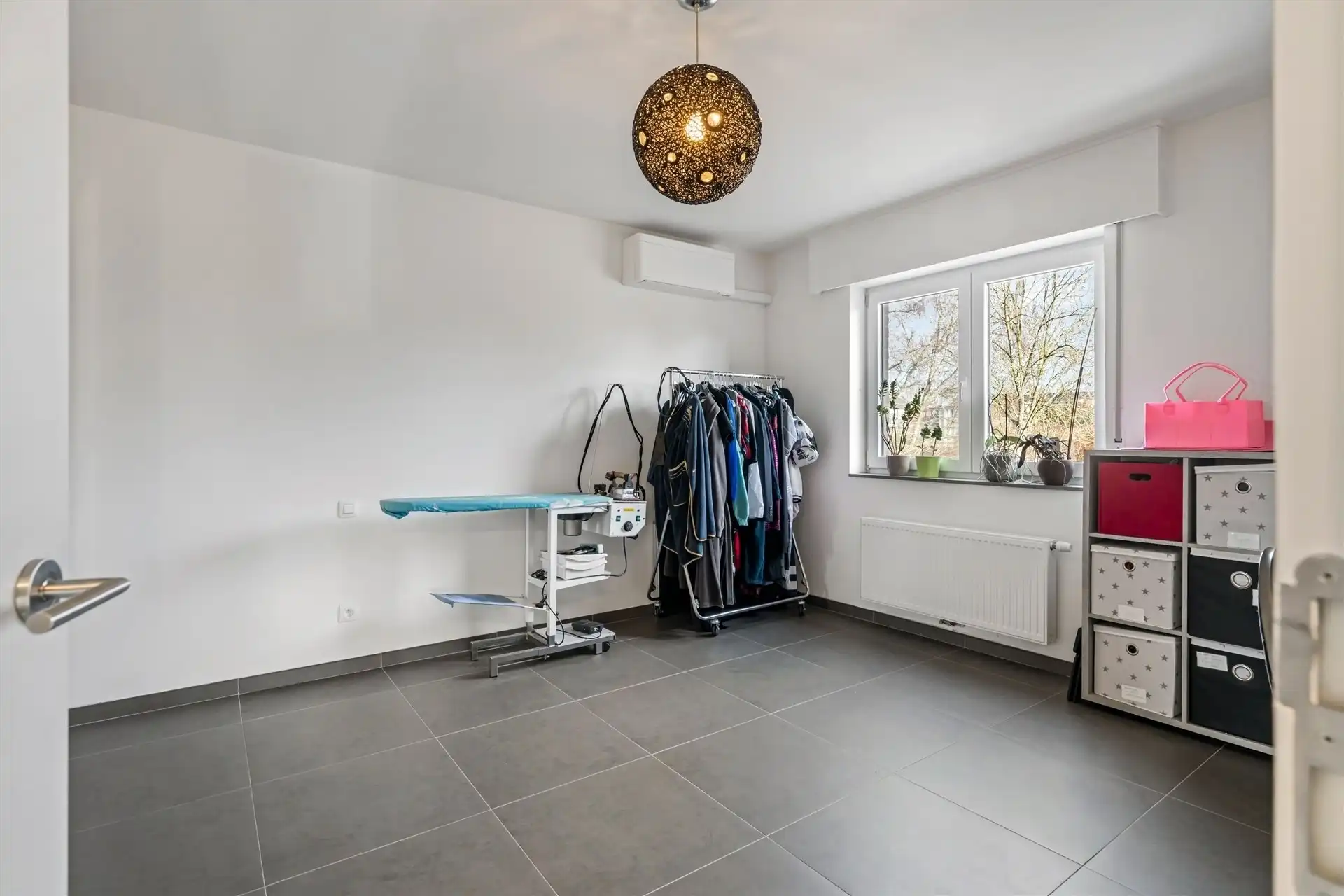 Instapklare gezinswoning met polyvalente ruimte in het hartje van Meerdonk foto 19