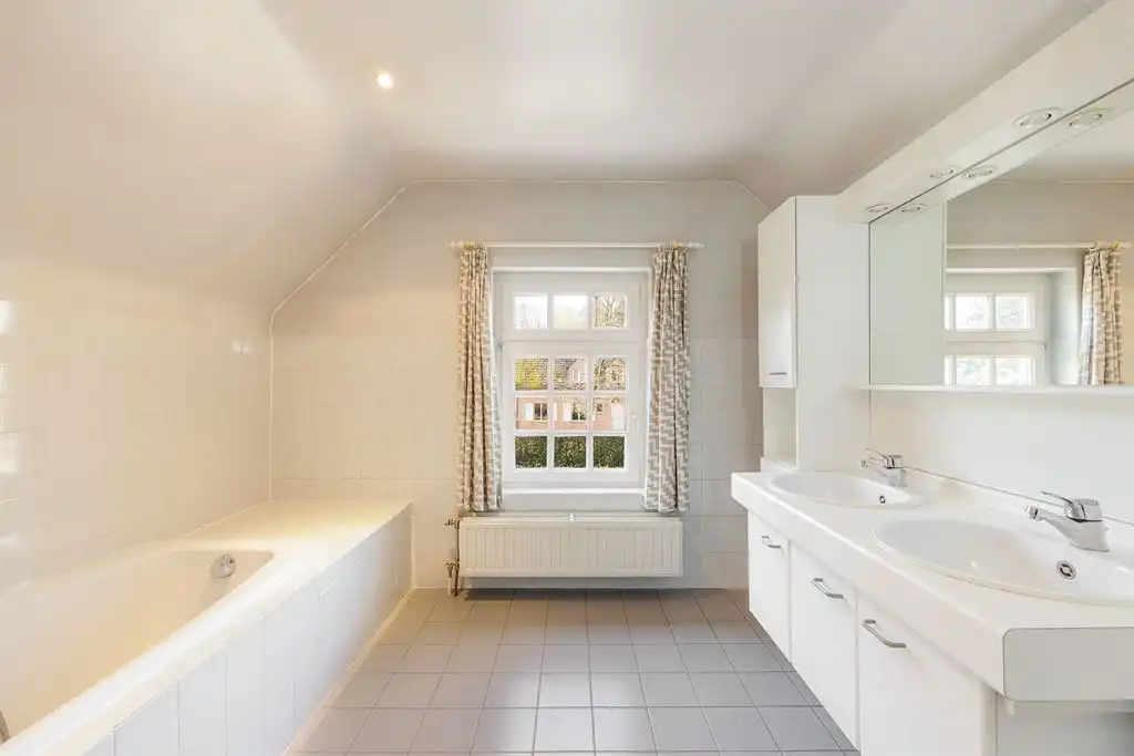 Mooie villa in de doodlopende straat in wijk "Zonnebos" foto 25