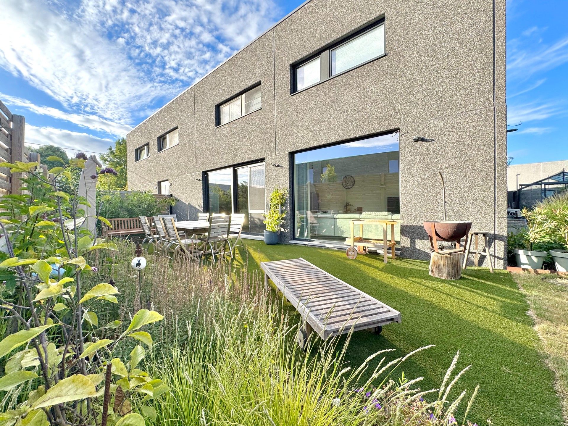 WOONST MET MAGAZIJN foto 2