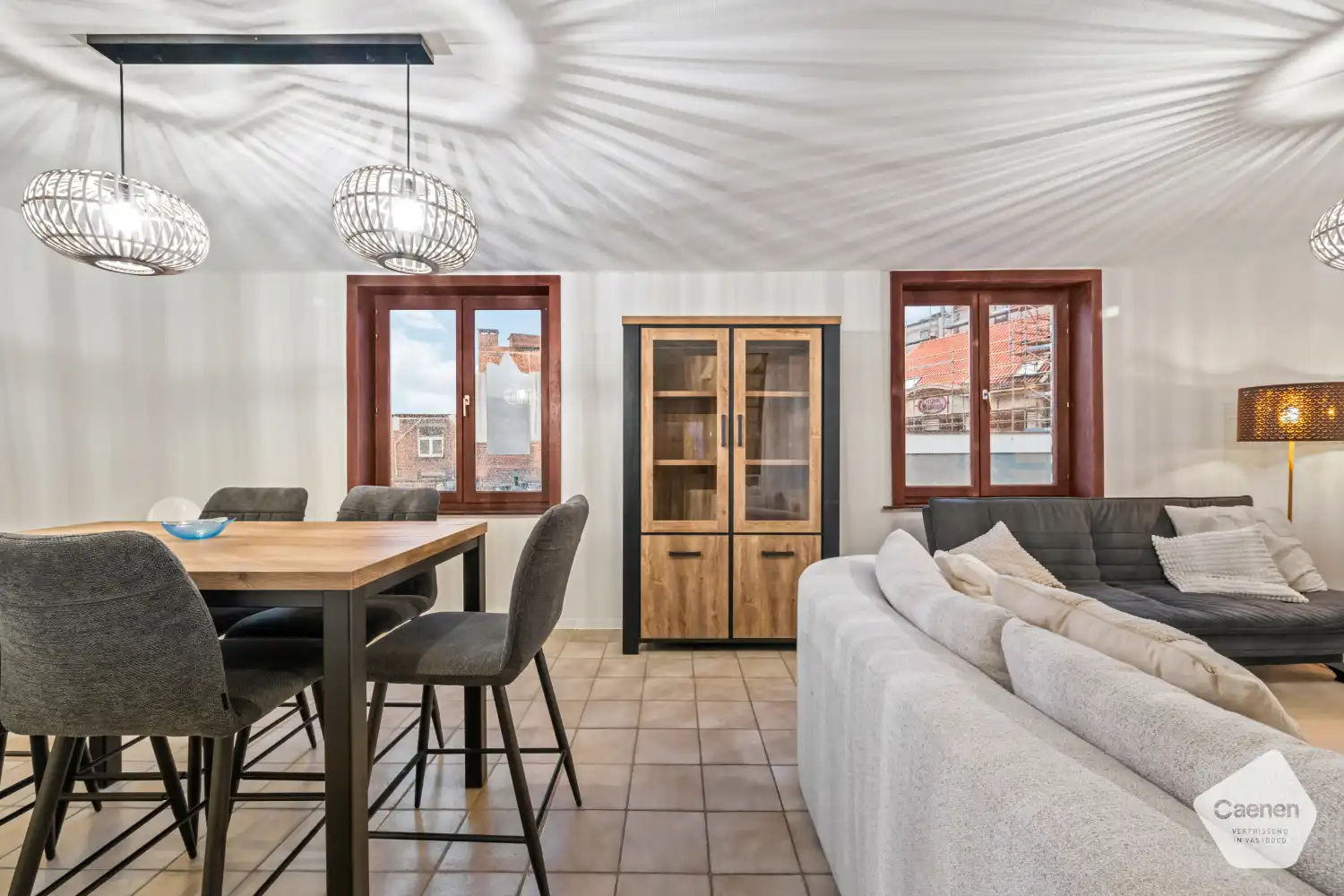 Instapklaar twee slaapkamer duplexappartement op een uitstekende locatie foto 2