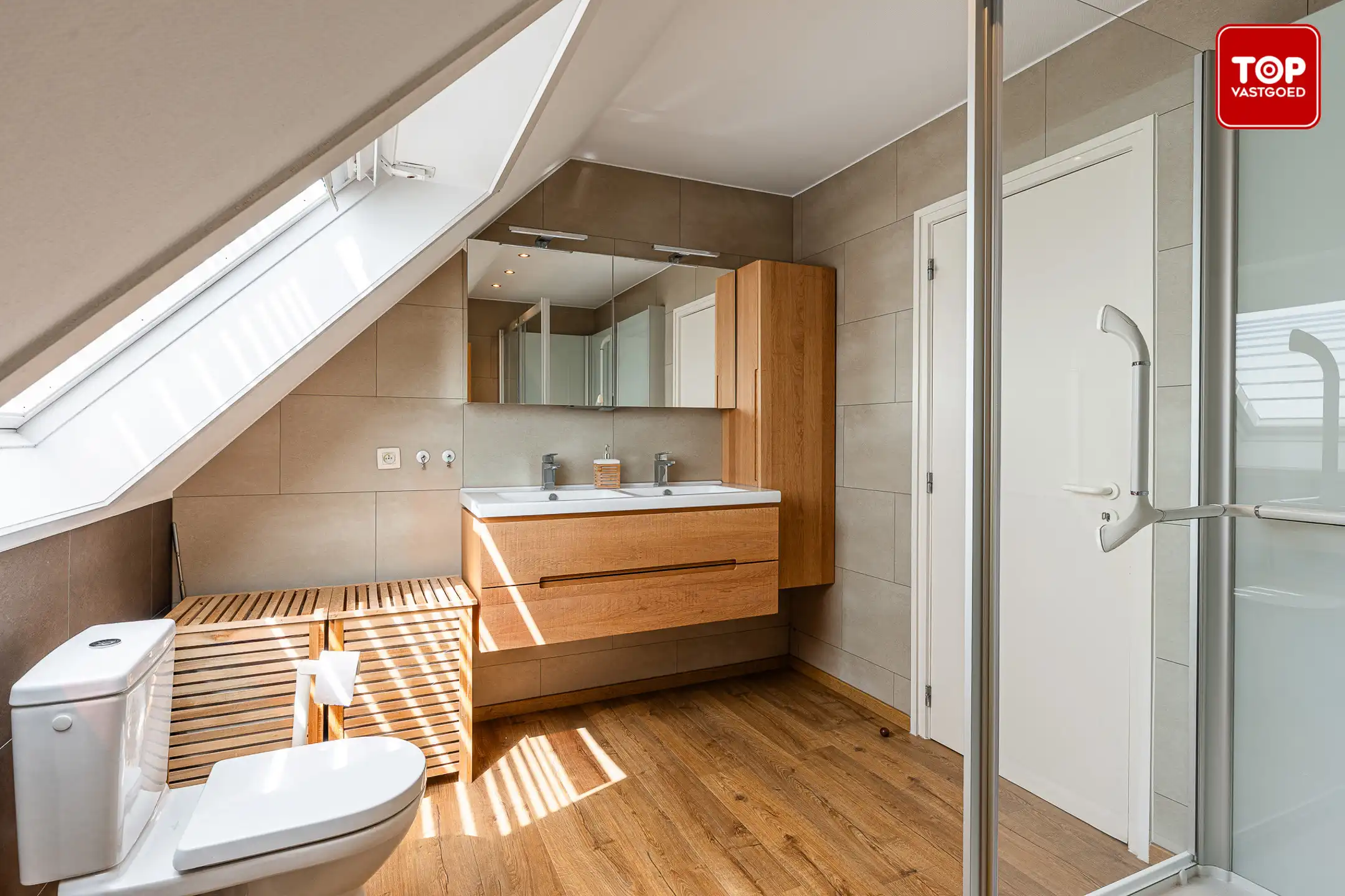 Instapklare woning met 3 slaapkamers in doodlopende straat.  foto 20