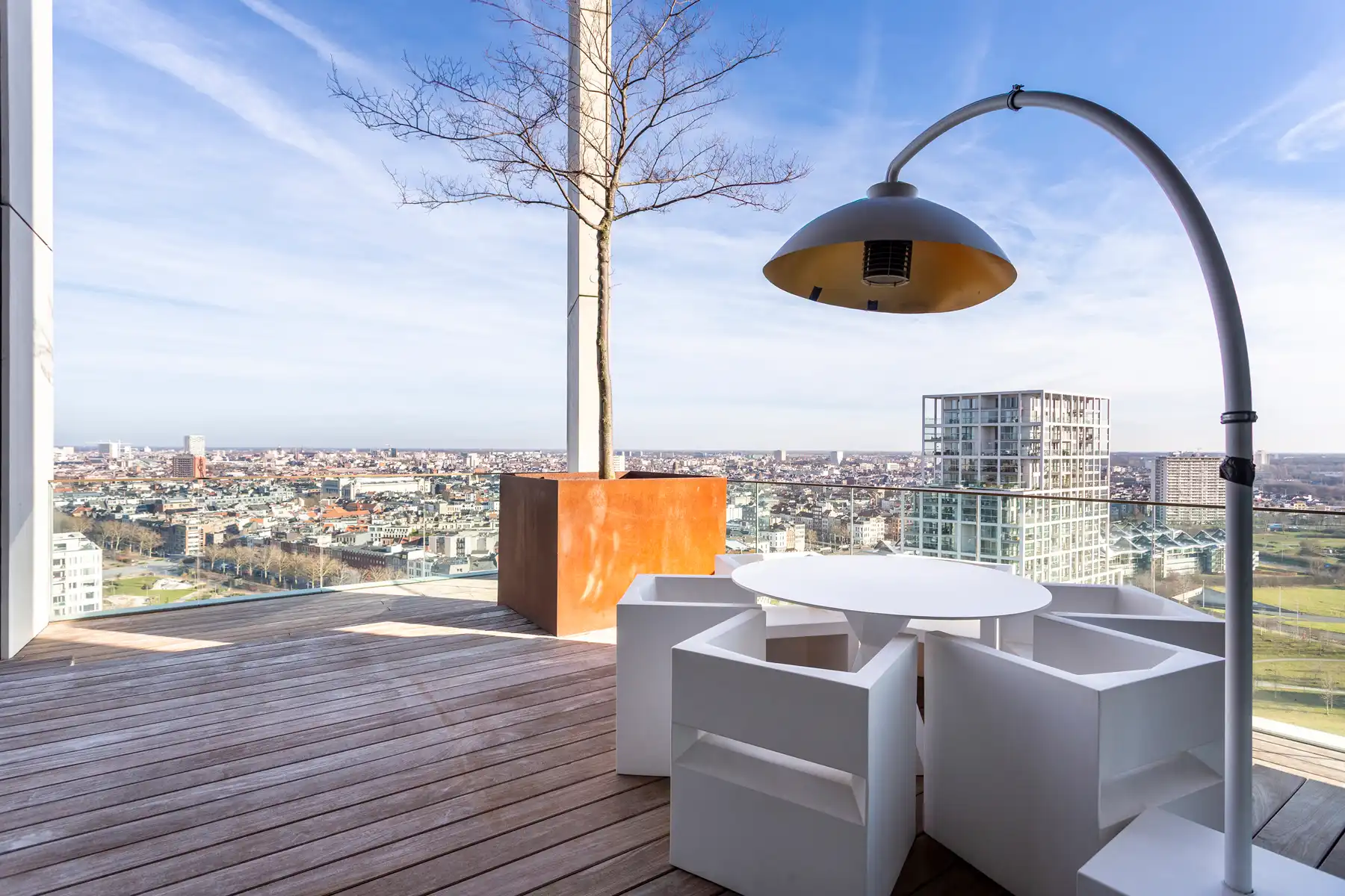 Exclusief appartement met riant terras en spectaculair zicht foto 6