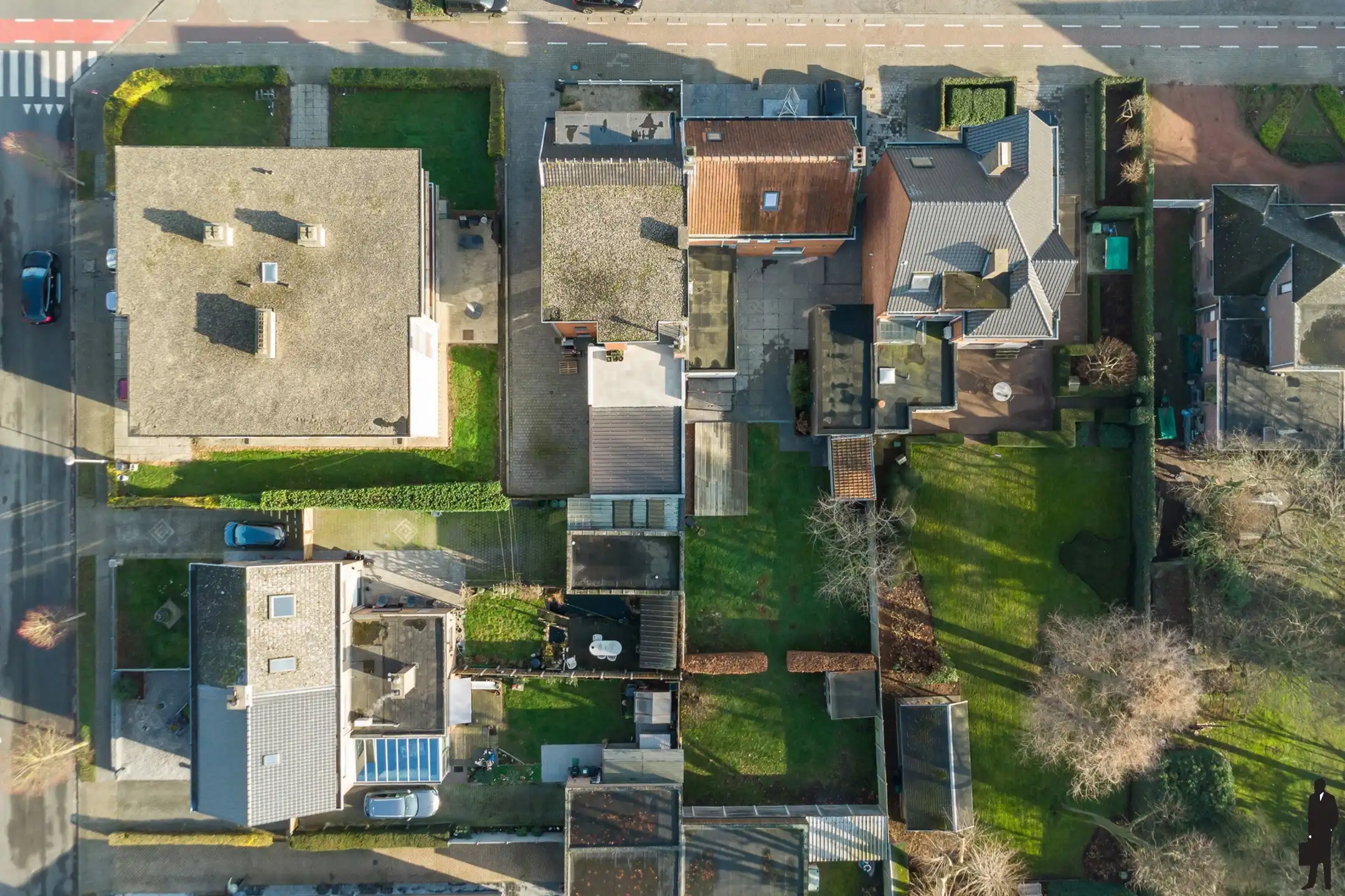 Instapklare, gerenoveerde gezinswoning met ruime tuin foto 4