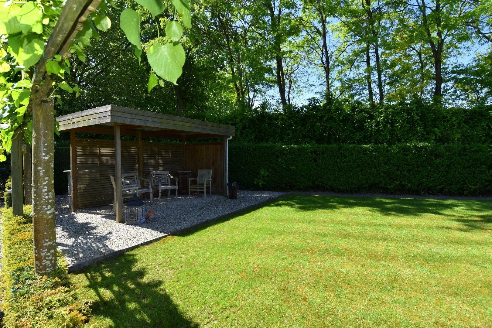 Landelijke villa op top locatie met grote zuidgerichte tuin foto 13