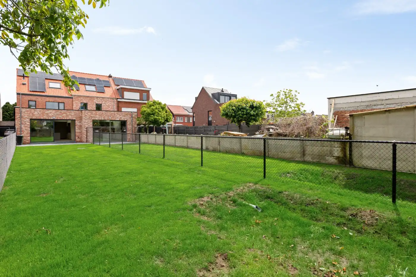 Volledig gerenoveerde, instapklare woning met 3 slpk. en grote tuin foto 25